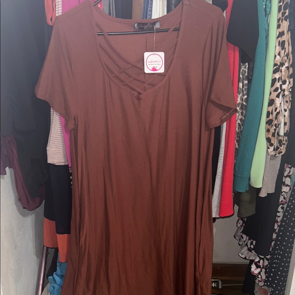 Elegant Brown Midi Dress with Criss-Cross Detail